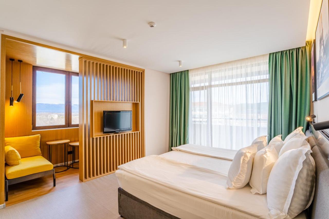 Hotel Sevtopolis Medical & Spa Pavel Banya Bagian luar foto