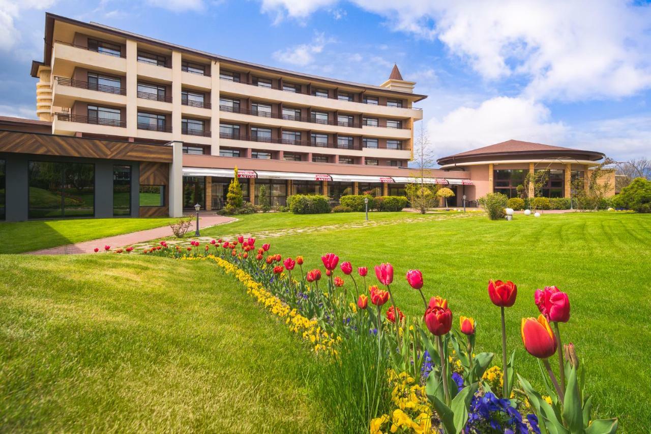 Hotel Sevtopolis Medical & Spa Pavel Banya Bagian luar foto